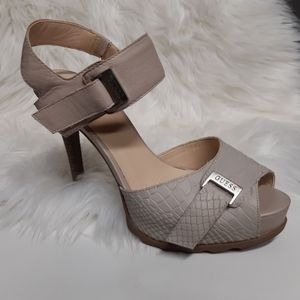 Guess sandals